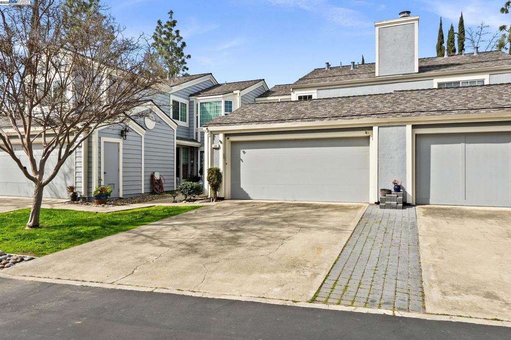 125 Northwood Cmns