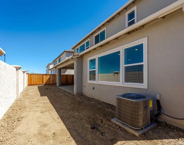 5956 Big Sky Drive, Fairfield CA: https://media.crmls.org/mediaz/4524f37e-59a1-4f09-9a61-f687f5a8007a.jpg