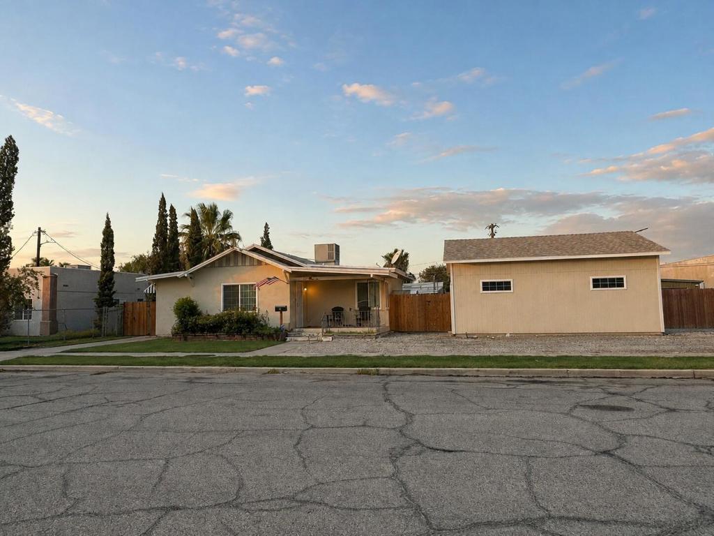 Multifamily at 165 S Spring Street