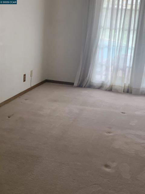 1766 Crescent Dr, Walnut Creek CA: https://media.crmls.org/mediaz/45263f01-d3a0-4ce0-8fbb-0ac5c05c830b.jpg