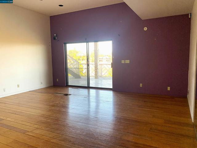 29 Anton Way, Novato CA: https://media.crmls.org/mediaz/4526f0fe-b194-45b5-9d63-4c6f0e91b3a2.jpg
