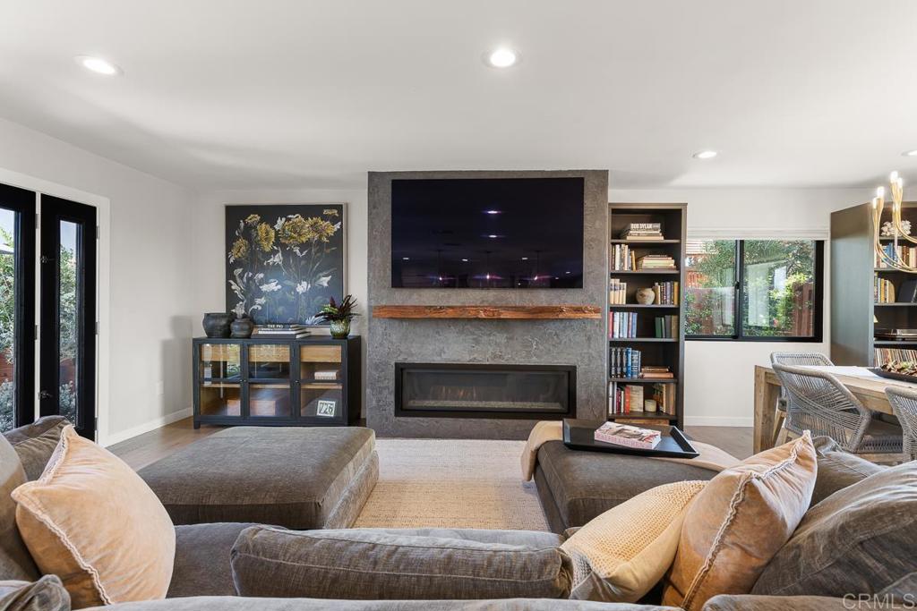 8675 Glenwick Lane - photo 15