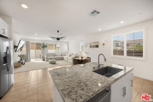 519 Tucker Avenue, Rialto CA: https://media.crmls.org/mediaz/45293e35-38fd-4a55-b2c1-a08a00b006b9.jpg