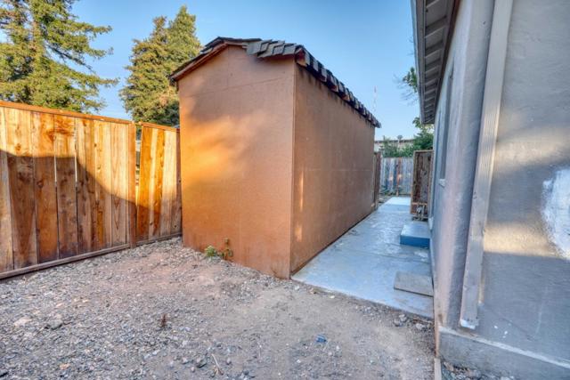 1871 Woodland Avenue, East Palo Alto CA: https://media.crmls.org/mediaz/45295725-9261-467e-82c0-1926a9b78efd.jpg