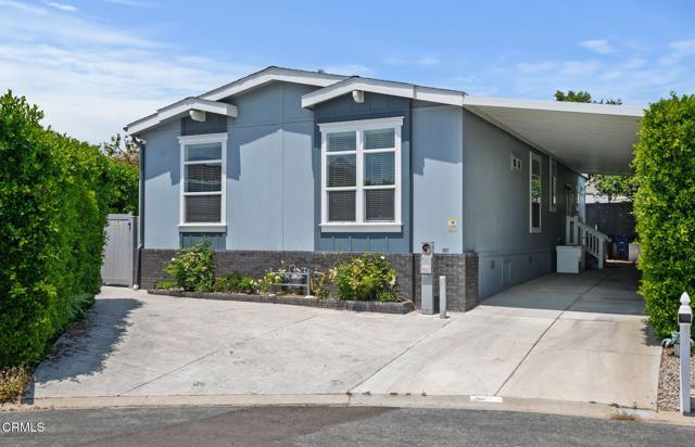 11100 Telegraph Road, Ventura CA: https://media.crmls.org/mediaz/45298c7f-b922-419e-87ff-575cf60e17a5.jpg