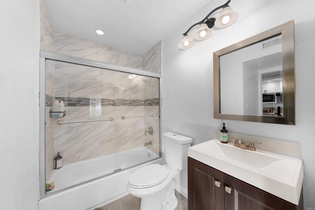 Detail Gallery Image 13 of 17 For 1679 Melrose Ave #H,  Chula Vista,  CA 91911 - 2 Beds | 1 Baths