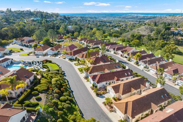 1265 Camino Lorado, San Marcos CA: https://media.crmls.org/mediaz/452ad93e-4ca0-4e90-83e6-08fb59a5dd0e.jpg