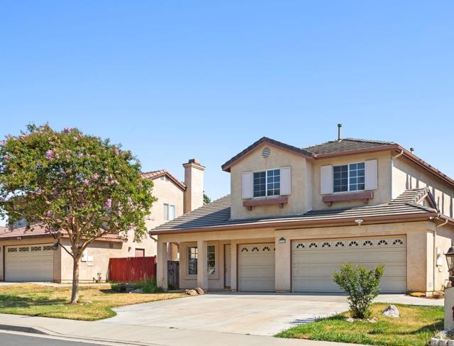 1115 Brown Bear Trail, Beaumont CA: https://media.crmls.org/mediaz/452b226b-408a-48cc-925f-752faeb6616e.jpg