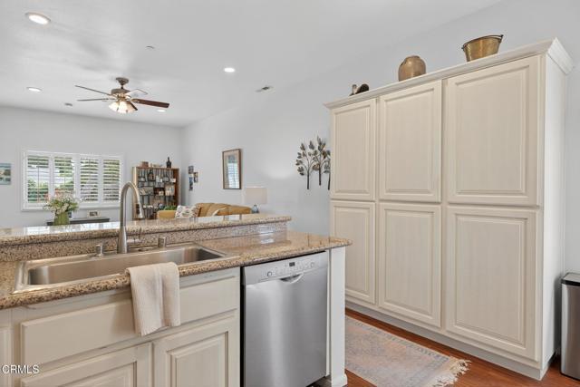 425 Rancho Drive, Ventura CA: https://media.crmls.org/mediaz/452bb160-e513-4f42-8c83-3b252daac76a.jpg