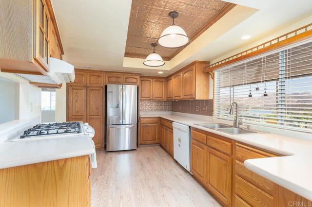 Detail Gallery Image 6 of 27 For 9500 Harritt Rd #164,  Lakeside,  CA 92040 - 2 Beds | 2 Baths