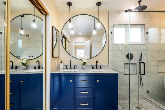 407 Beach Avenue, Half Moon Bay CA: https://media.crmls.org/mediaz/452c6166-9c16-4195-aa7b-9655c046ca7b.jpg