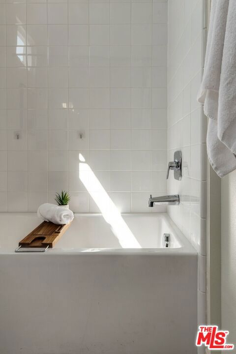 1120 North Avenue 56 photo 21