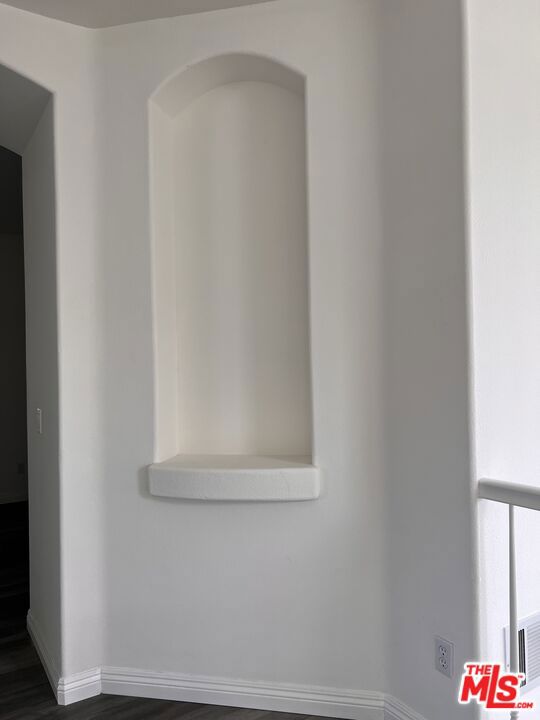 https://media.crmls.org/mediaz/452da52c-87dd-4704-a231-43ce34eab2cd.jpg?preset=X-Large