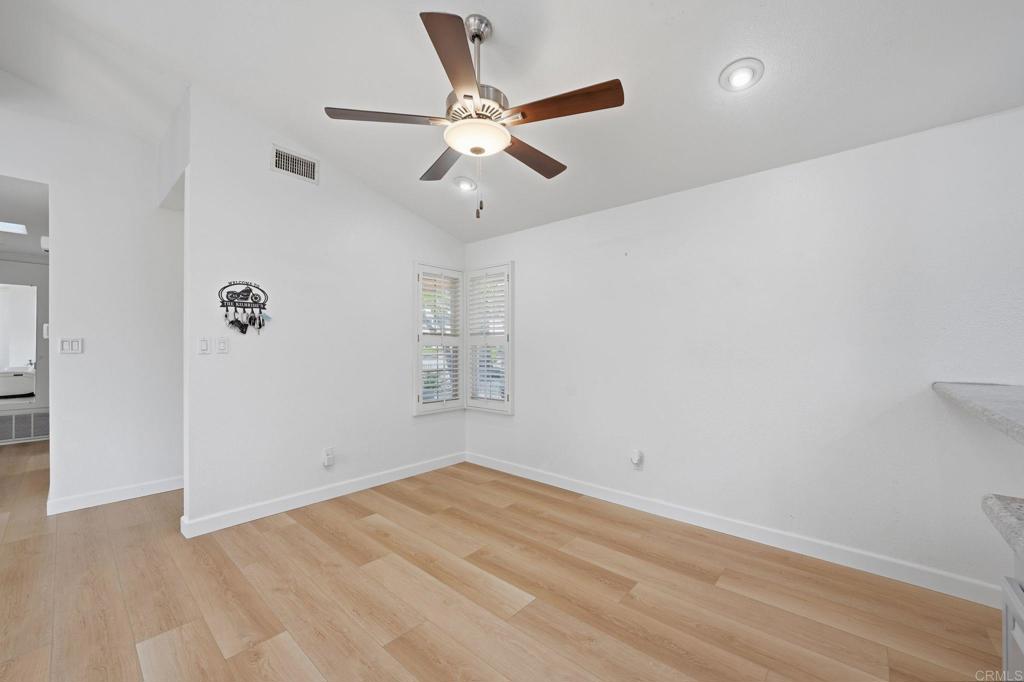 4613 Rainier Avenue - photo 15