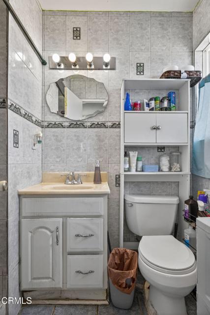 3666 Fournier Street, Oxnard CA: https://media.crmls.org/mediaz/452eea30-e594-4a2a-8f25-5a5a81f88608.jpg