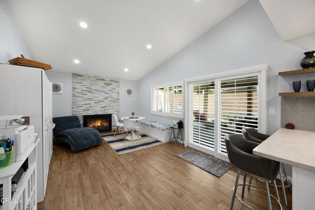 2452 N Teakwood Avenue, Rialto CA: https://media.crmls.org/mediaz/452eeb15-874b-48f9-94a5-e397b5bf8197.jpg