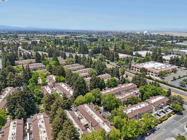 963 La Mesa Ter, Sunnyvale CA: https://media.crmls.org/mediaz/452f2db8-acb9-4ac8-b5da-d1e5825d533f.jpg