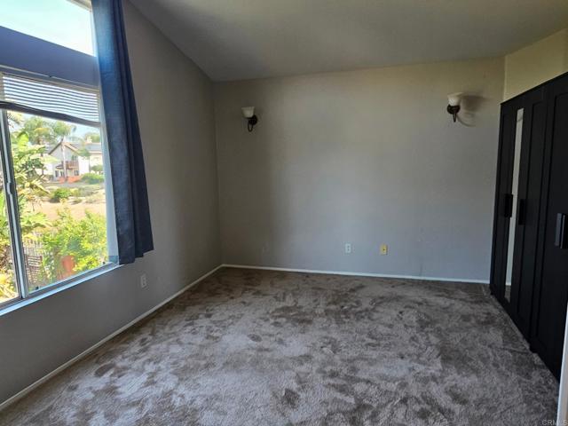 Detail Gallery Image 8 of 14 For 11080 Ivy Hill Dr, San Diego,  CA 92131 - 3 Beds | 2/1 Baths