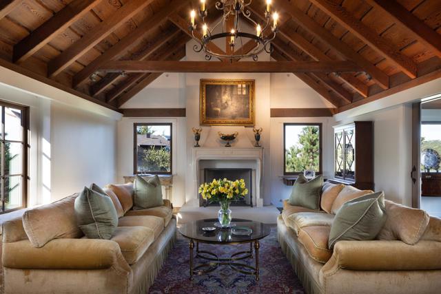 24308 San Juan Road, Carmel CA: https://media.crmls.org/mediaz/45337add-84bf-4478-96de-d03a16ea8ffc.jpg