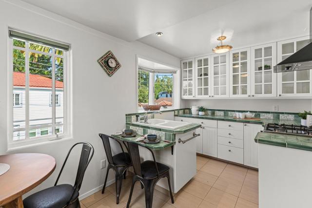 212 Gilbert Avenue, Menlo Park CA: https://media.crmls.org/mediaz/4533e36d-08c4-42a0-8564-585b385b45ec.jpg