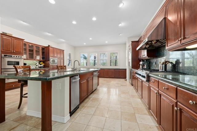 2227 Villa Verde Road, Escondido CA: https://media.crmls.org/mediaz/45344cc6-4b5a-41af-8633-ae089d0dcd41.jpg