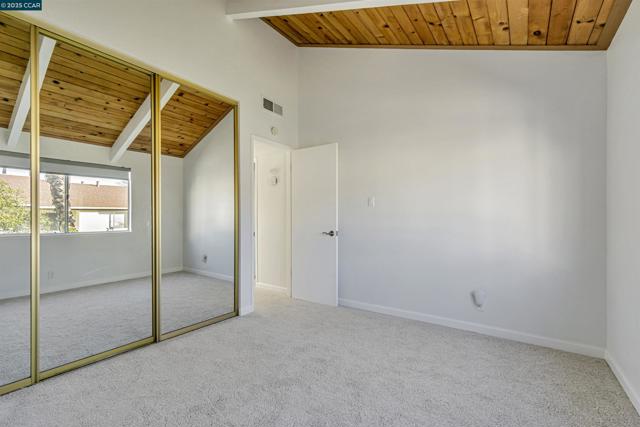 2200 Laguna Cir, Concord CA: https://media.crmls.org/mediaz/4534b9e1-056e-4062-9734-6544531be7ad.jpg