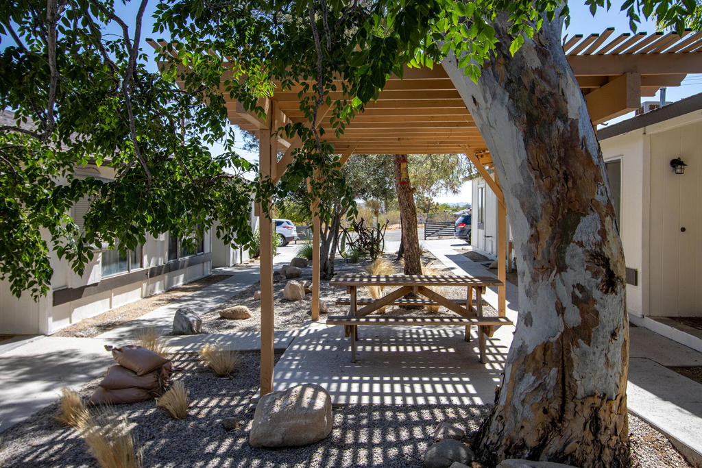 MLS #219137126PS image #5