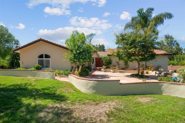 Image 2 of 31 For 755 Oleander Place