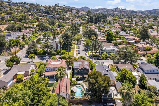 1327 Campbell Street, Glendale CA: https://media.crmls.org/mediaz/4536240f-e19b-4b72-9fdc-e2d211ed289a.jpg