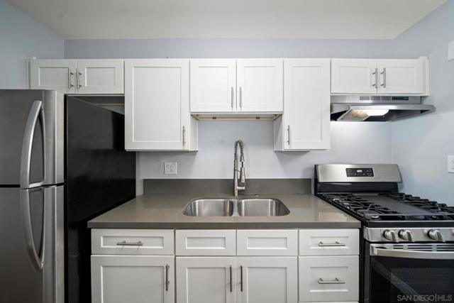 Image 15 of 26 For 1415 Grand Avenue