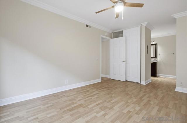 4060 Rosenda Ct, San Diego CA: https://media.crmls.org/mediaz/4538acb9-b7e4-40eb-bb7e-1f0df91bacc2.jpg