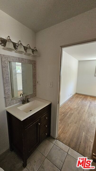 MLS #25562493 img 15