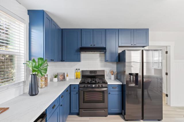 112 Peabody Street, San Francisco CA: https://media.crmls.org/mediaz/453b061e-070d-40de-a163-6074f19942f1.jpg