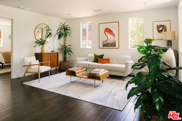 1942 Lake Shore Avenue, Los Angeles CA: https://media.crmls.org/mediaz/453bd3f6-f4e5-4972-9dd9-b498608d84bb.jpg