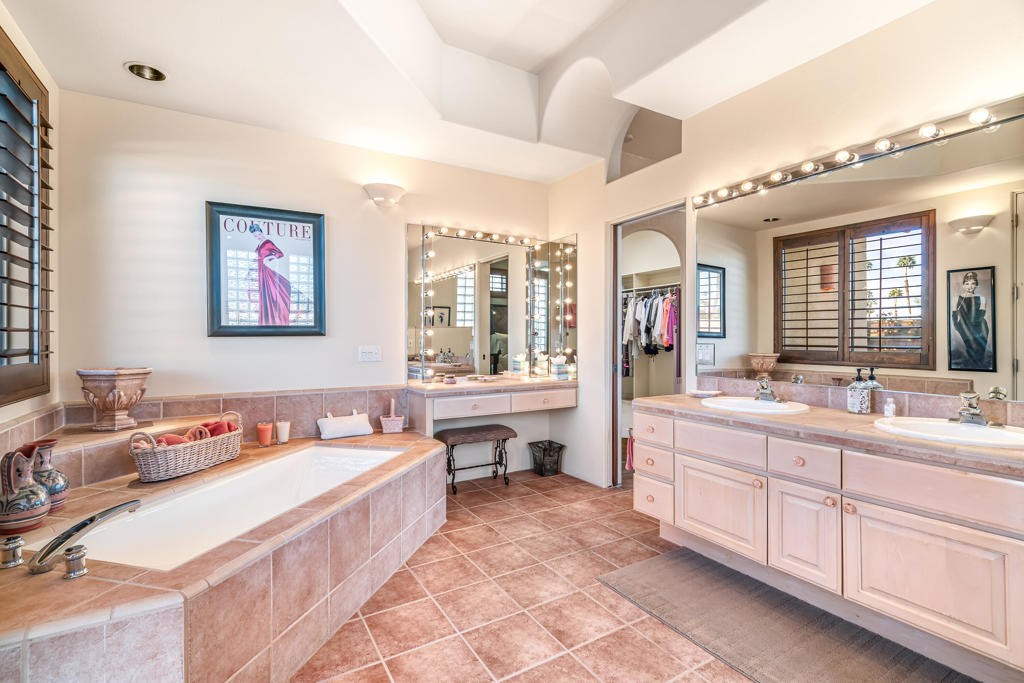 MLS #219138213DA image #33