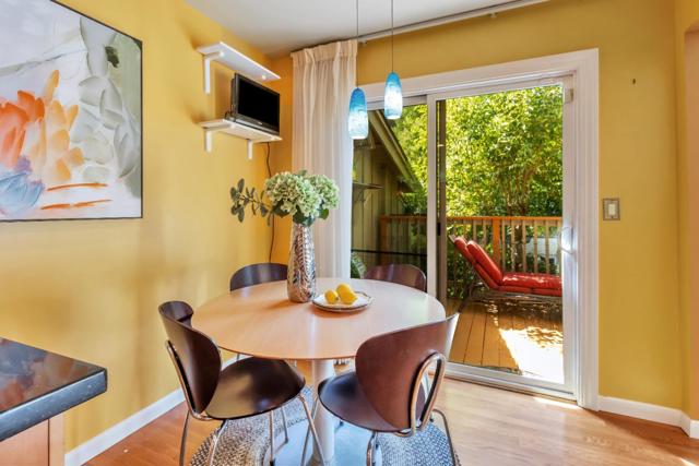 574 Sand Hill Circle, Menlo Park CA: https://media.crmls.org/mediaz/453df180-0c69-45b2-9d06-9fa835965787.jpg
