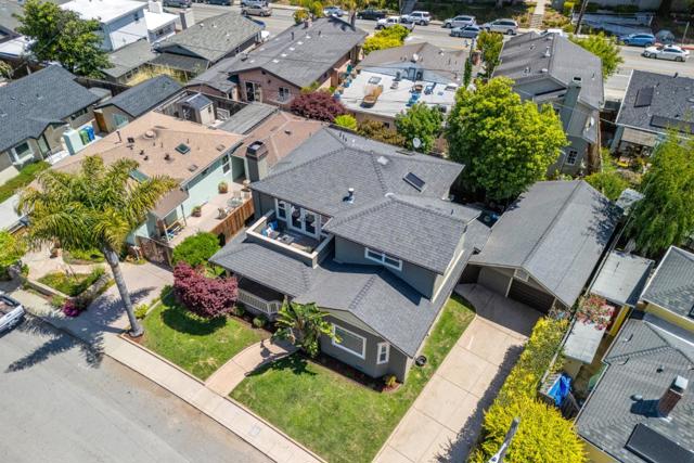 720 Gilroy Drive, Capitola CA: https://media.crmls.org/mediaz/453ea103-78f0-4865-89ab-ca567cfa605b.jpg