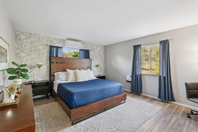 26086 Bear Valley Heights Road, Escondido CA: https://media.crmls.org/mediaz/453fb14f-ef2f-449b-a120-4aa35a9d54e9.jpg