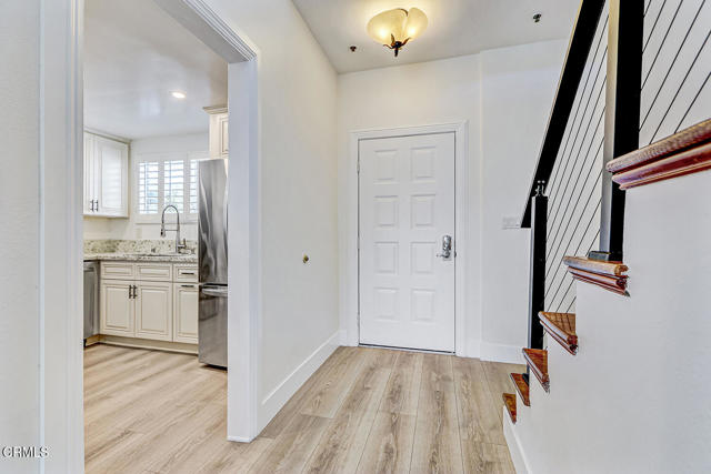 Detail Gallery Image 12 of 48 For 2905 Montrose Ave #610,  La Crescenta,  CA 91214 - 3 Beds | 3 Baths