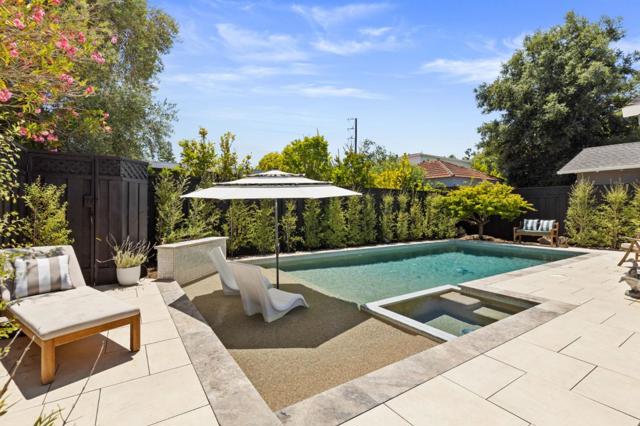 2061 Oakley Avenue, Menlo Park CA: https://media.crmls.org/mediaz/454147a5-3972-4ba9-a80b-7a0ff0f54d56.jpg