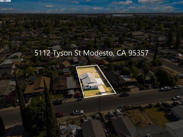 5112 Tyson Ave, Modesto CA: https://media.crmls.org/mediaz/45443439-5f5c-4f1b-a9e9-caccf47cff6a.jpg