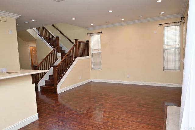 Detail Gallery Image 9 of 26 For 2825 W Canyon Ave, San Diego,  CA 92123 - 3 Beds | 2/1 Baths