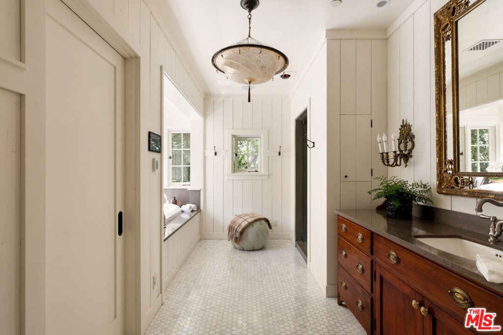 MLS #26830845 image #18