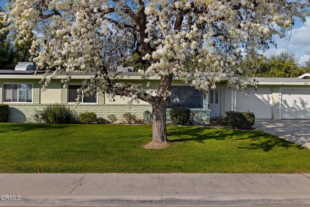 Detail Gallery Image 5 of 59 For 5808 Indian Wells Ave, Bakersfield,  CA 93309 - 2 Beds | 2 Baths