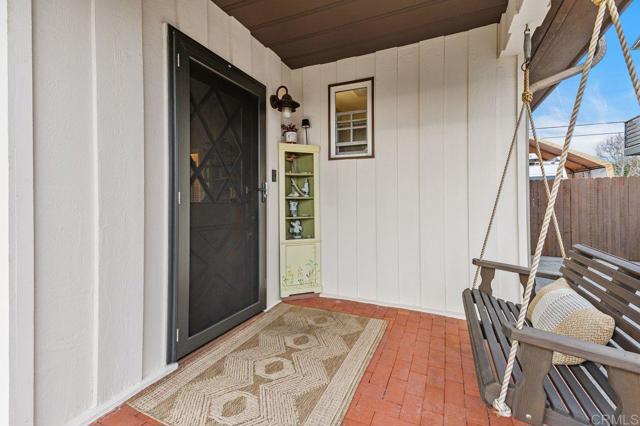 Detail Gallery Image 4 of 41 For 5238 Carlsbad Bld, Carlsbad,  CA 92008 - 2 Beds | 2 Baths