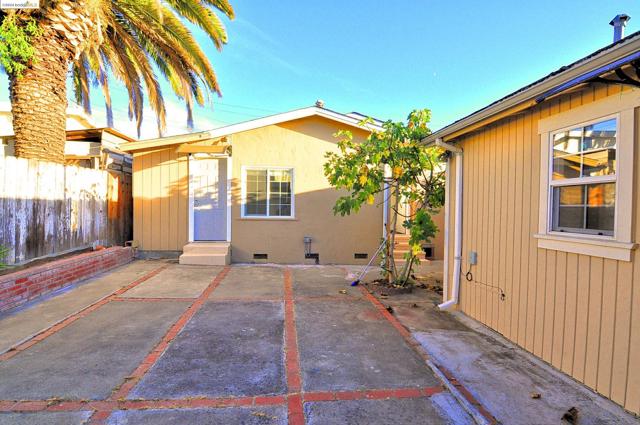 Image 1 of 27 For 3521 Midvale Ave