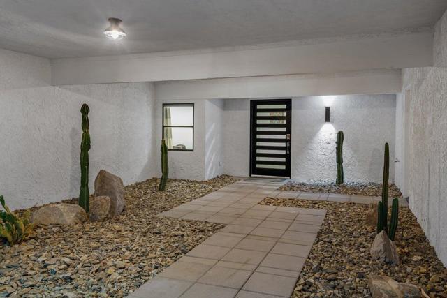 505 N Camino Real, Palm Springs CA: https://media.crmls.org/mediaz/45495a55-e580-48b5-b1ac-5d3fac15d57d.jpg