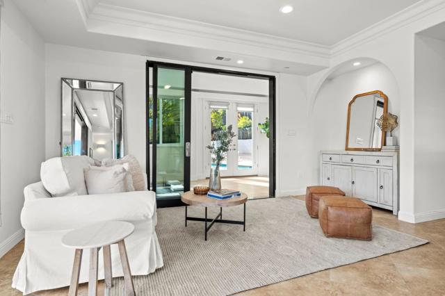 760 Chateau Drive, Hillsborough CA: https://media.crmls.org/mediaz/454a5d8c-bbe0-44f3-941d-ae04f560e93e.jpg