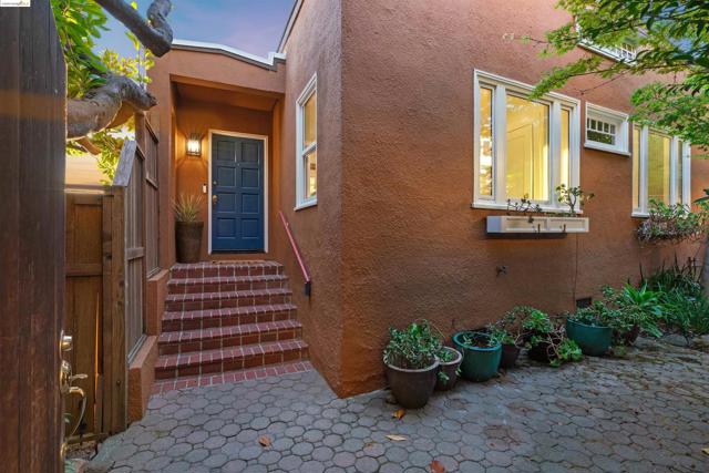 Details for 942 Hilldale Avenue, Berkeley, CA 94708