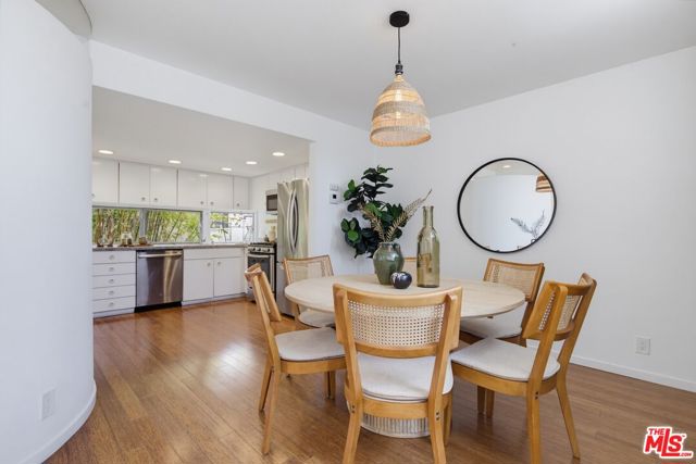 821 Bay Street, C6 photo 8